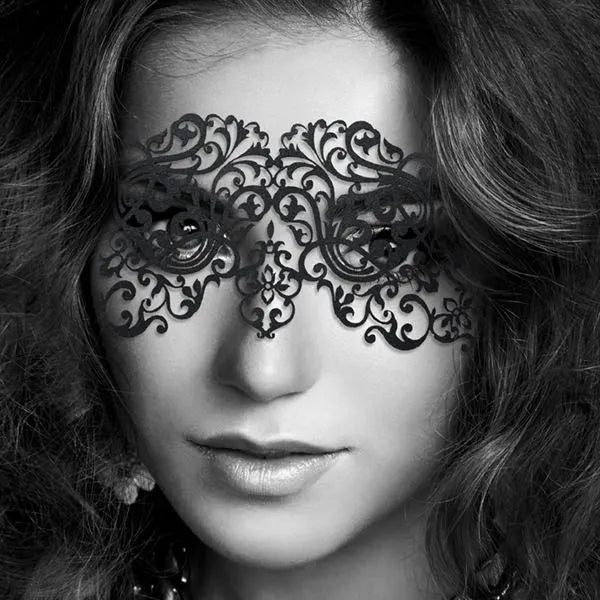 Masque vinyle noir sexy soirées pimentées Bijoux Indiscrets réutilisable