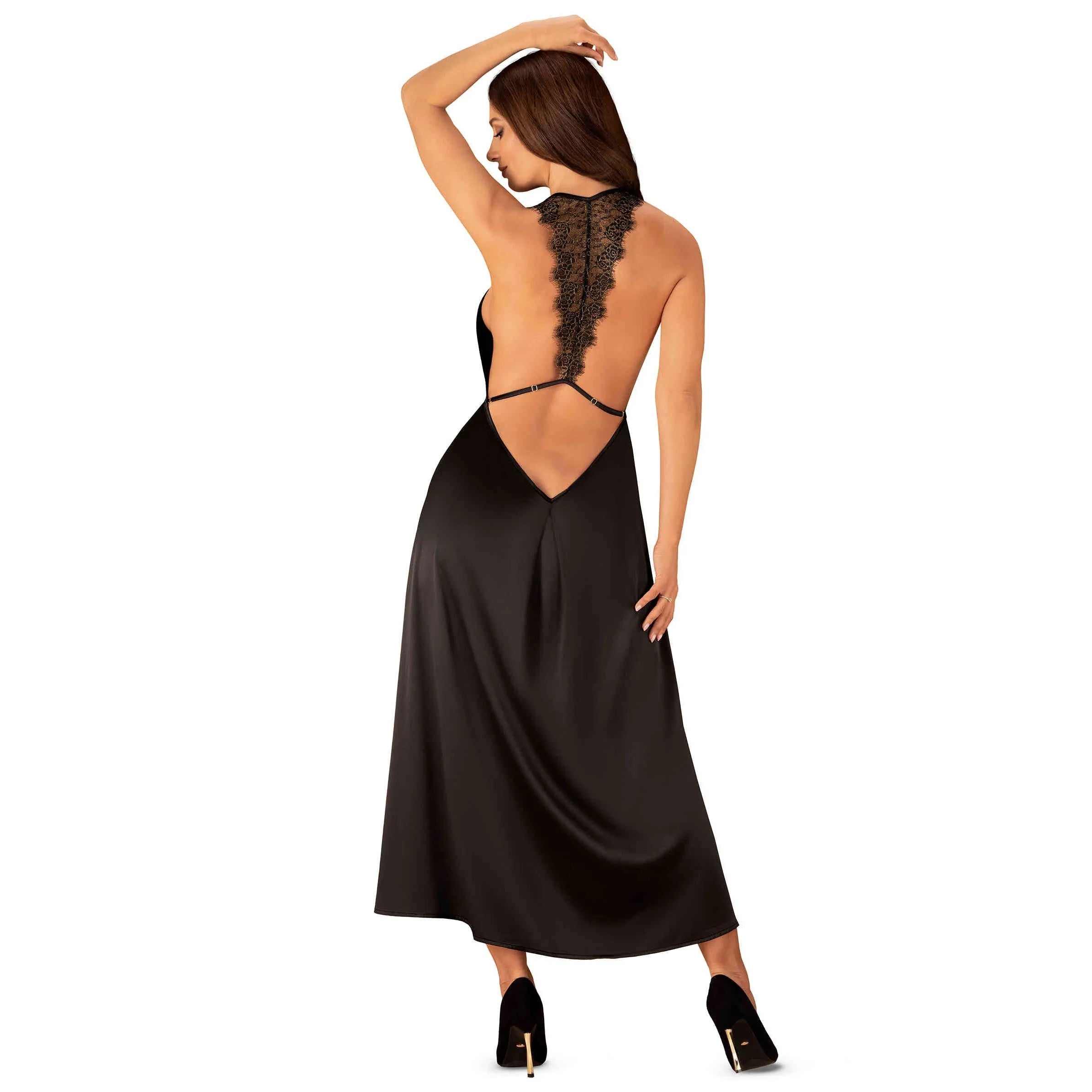 Robe noire Agatya avec décolleté plongeant, bretelles réglables, ornement dentelle, coupe ajustée, élégance et sensualité.