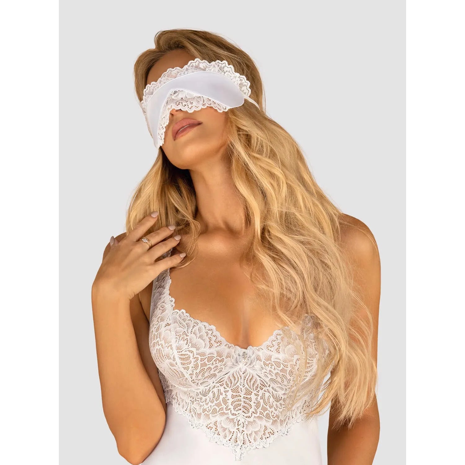 Masque yeux blanc satin dentelle chic sexy jeux coquins couple amoureux
