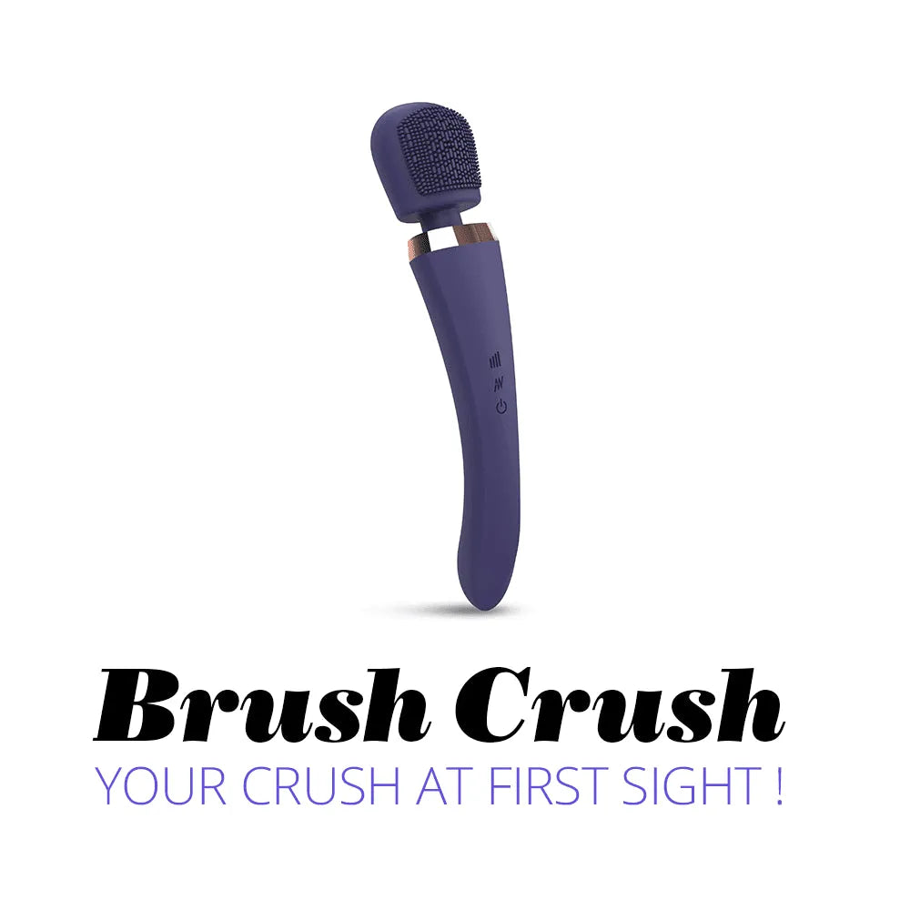 Stimulateur wand Brush Crush Midnight Indigo, design élancé, tête plate texturée, 20 modes vibration, 8 intensités.