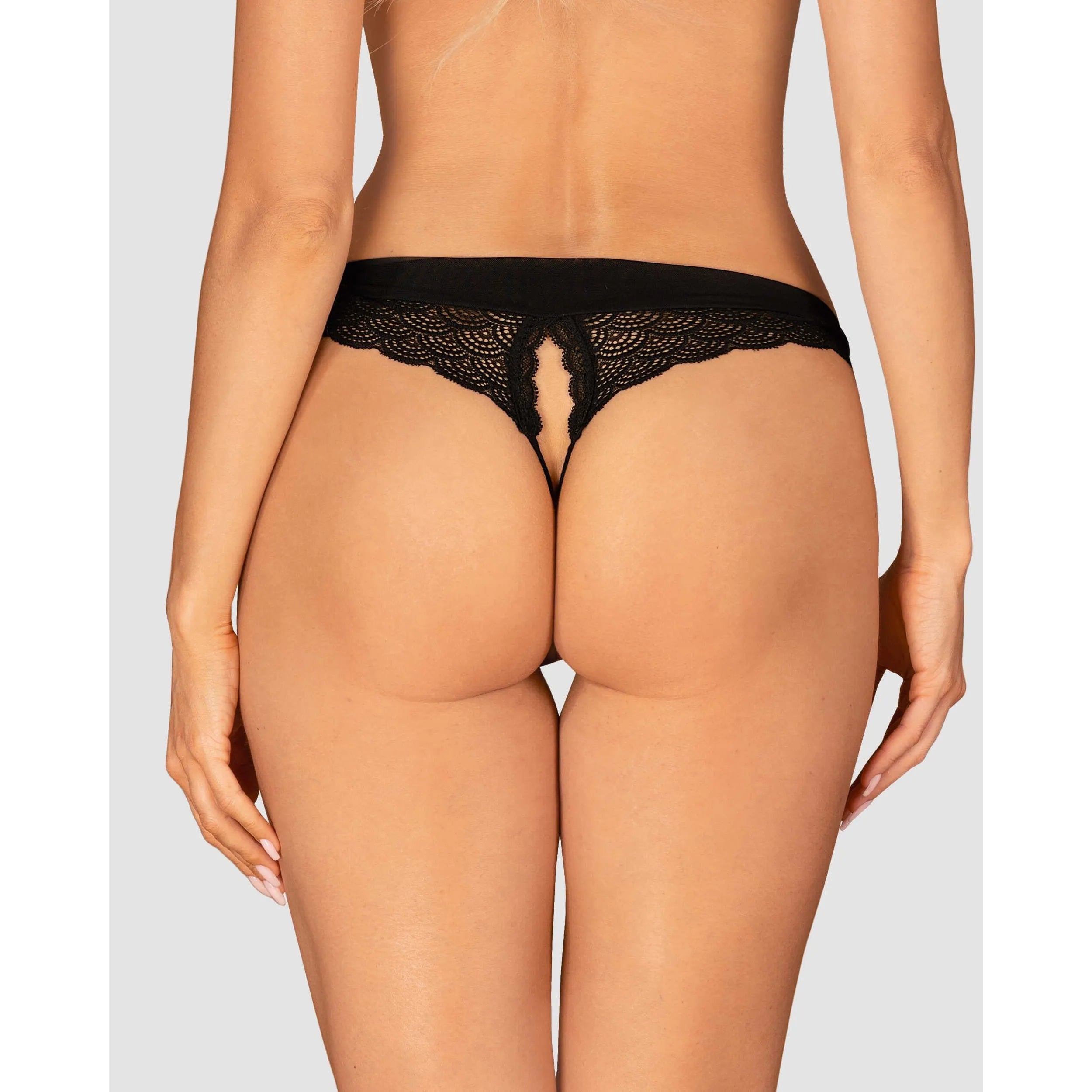 Culotte entrejambe ouverte en dentelle noire, design élégant et audacieux, féminité et séduction assurées.
