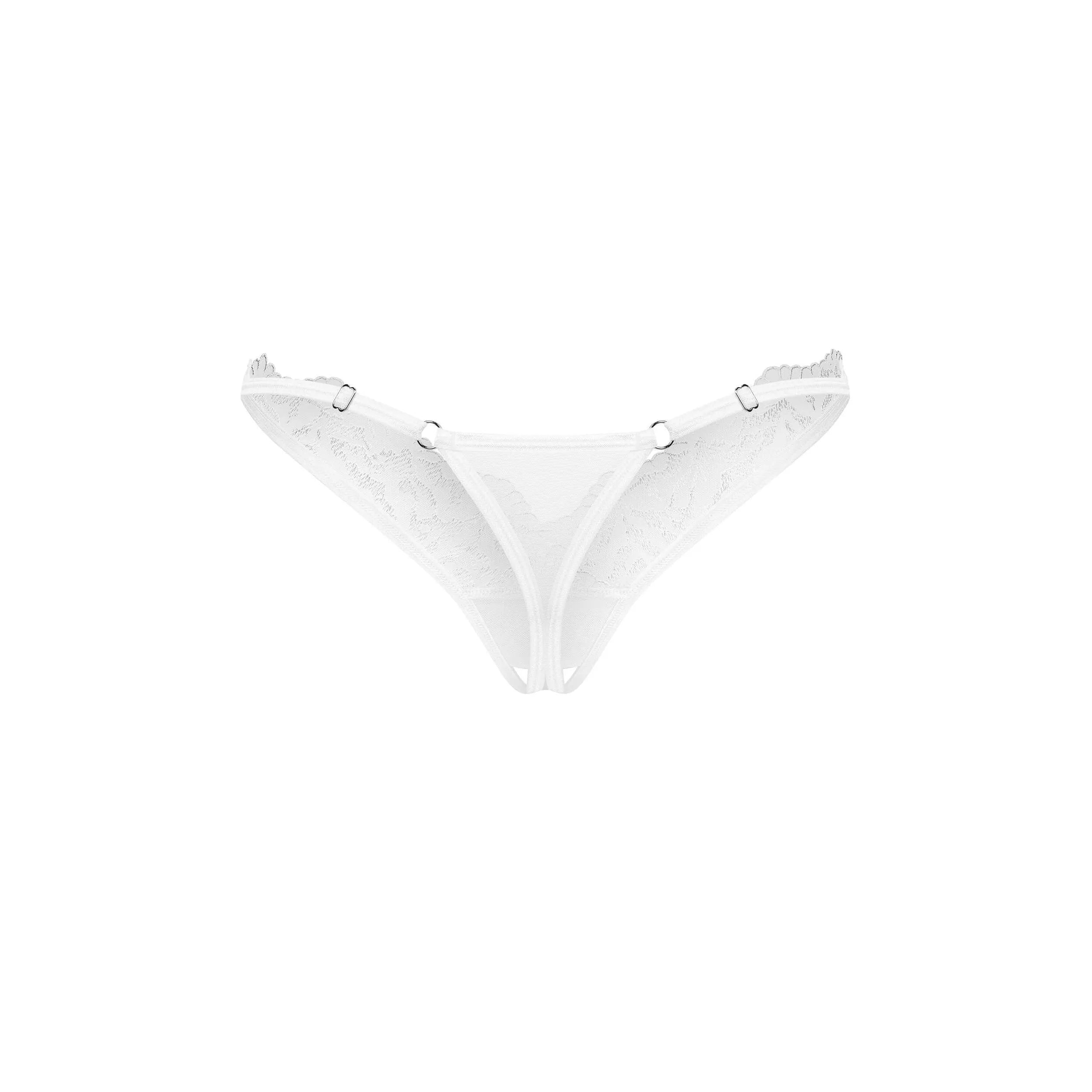 String blanc ouvert en dentelle transparente avec bretelles réglables et détails argentés, design frontal audacieux.
