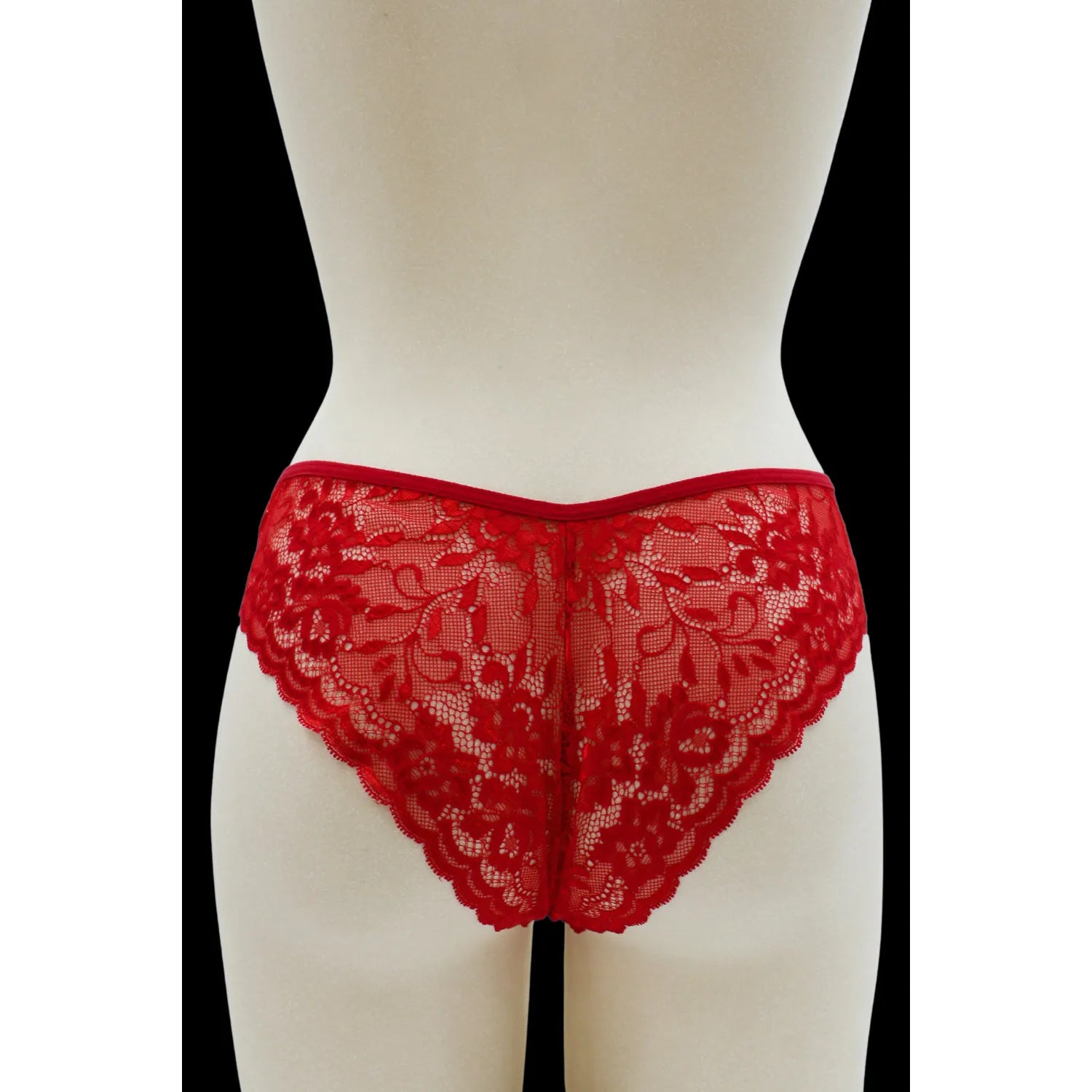 Culotte rouge en dentelle florale avec nœud satin, élégante et confortable, idéale pour usage quotidien.