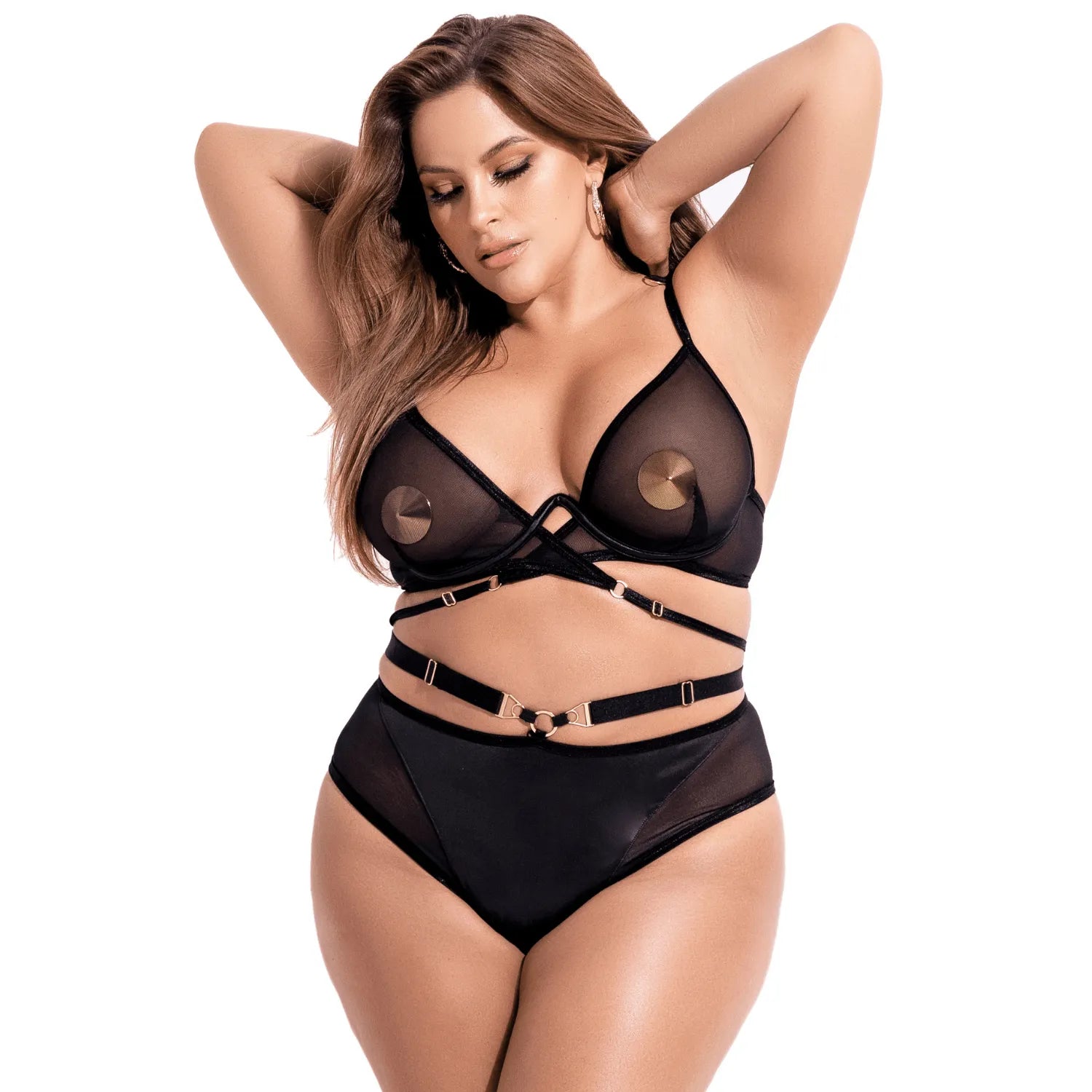 Ensemble lingerie grande taille noir avec armatures, détails dorés, haut transparent, culotte taille haute, Mapalé.