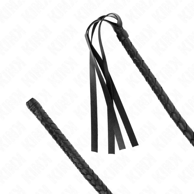 Accessoires BDSM en cuir noir tressé, cravache et fouet élégants, qualité premium, pour explorations sensorielles raffinées.