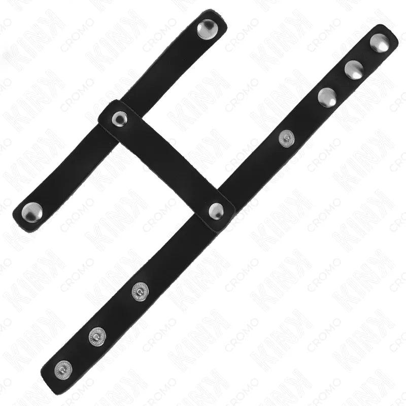 Anneaux péniens BDSM en cuir noir et métal, design sophistiqué, ajustables, pour plaisir et contrôle intimes.