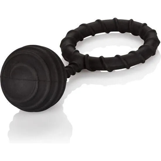 Bague noire en silicone lestée, texture nervurée, pour intensifier et prolonger l'expérience intime.