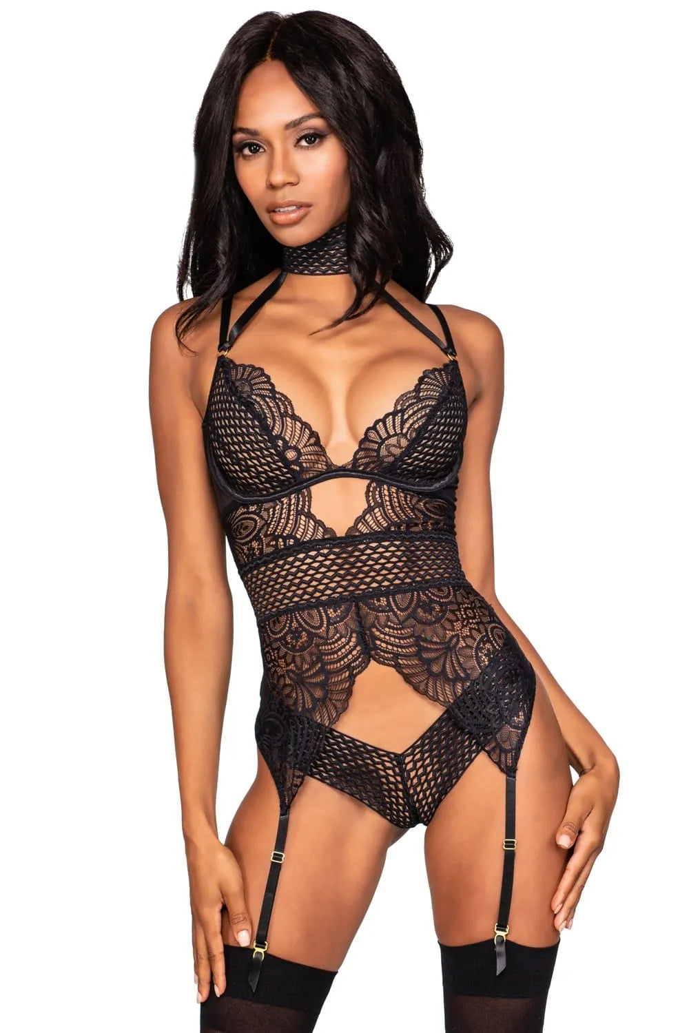 Body string en dentelle noire style guêpière, design zigzag, hauts à armatures, bretelles réglables, détails élastiques.