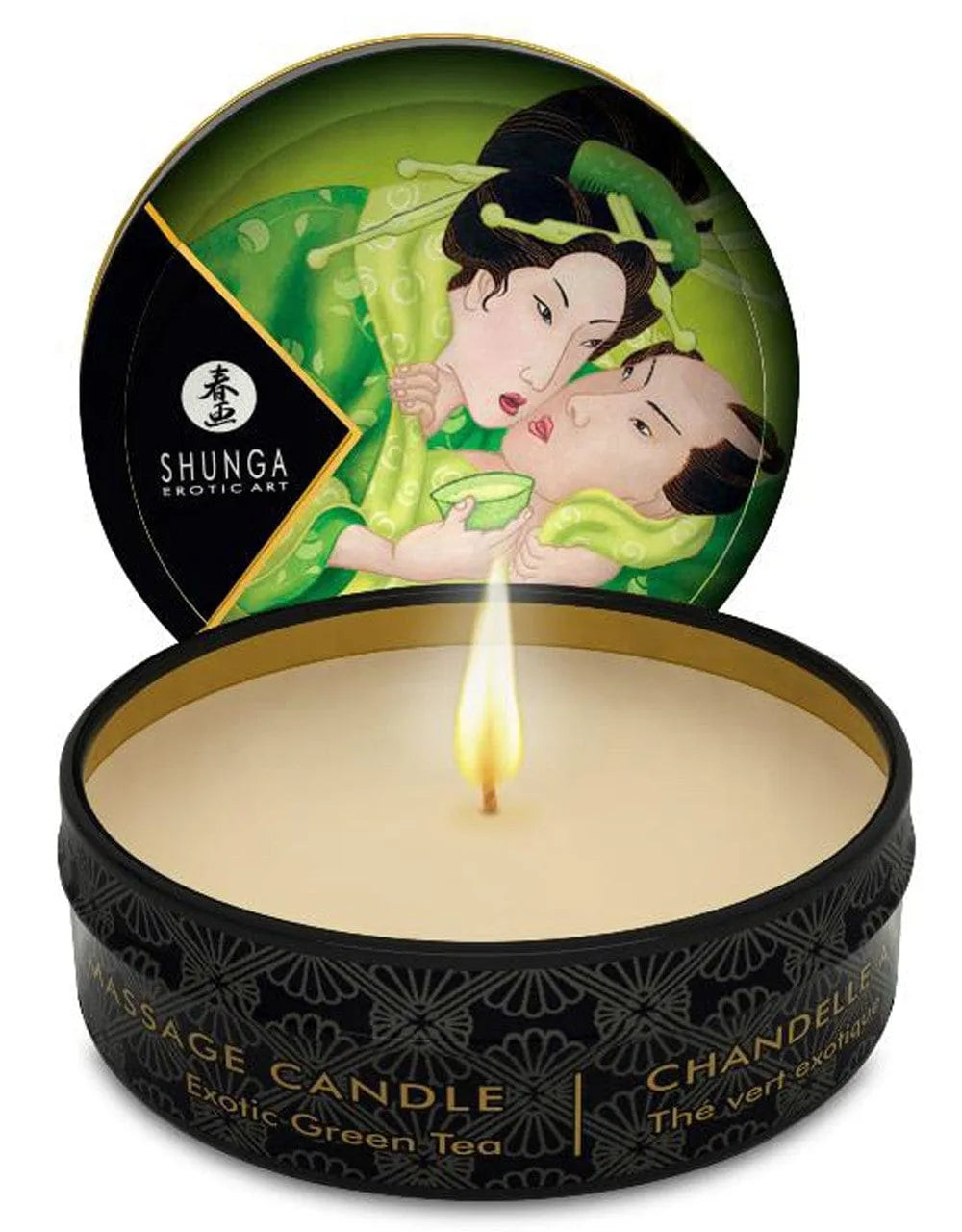 Bougie de massage thé vert dans boîte noire avec illustration artistique, flamme allumée, huiles naturelles.