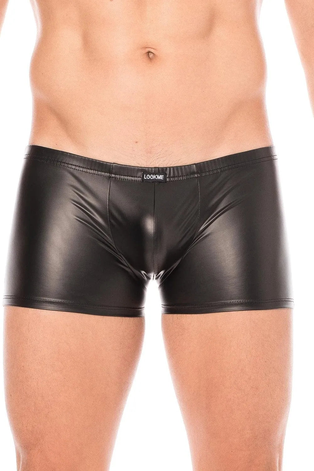 Boxer homme noir en simili cuir, coupe ajustée, matière souple et brillante, idéal pour un look audacieux et élégant.
