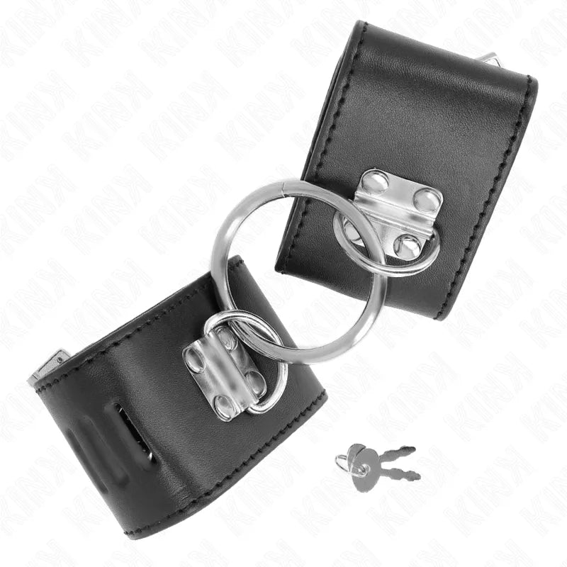 Bracelets en cuir noir BDSM avec anneaux en métal, durables et confortables, pour expériences sophistiquées.
