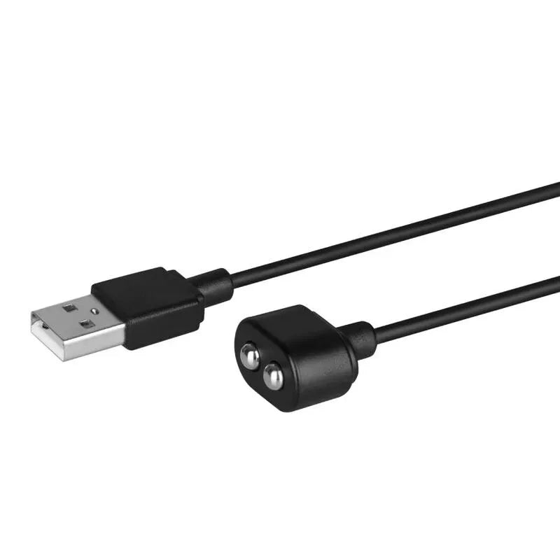 Câble USB noir de chargement rapide, connecteur USB-A et embout magnétique, pour accessoires électroniques.