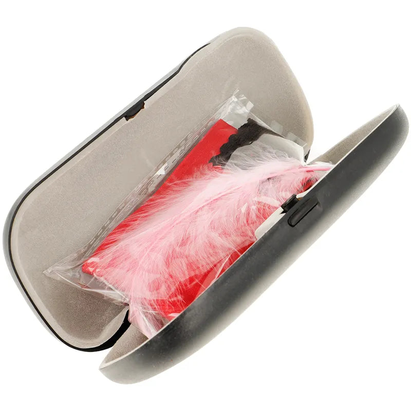 Caja Sorpresa Con Cinta Bondage rouge et noire, élégante, avec accessoires sensuels, idéale pour exploration en couple.