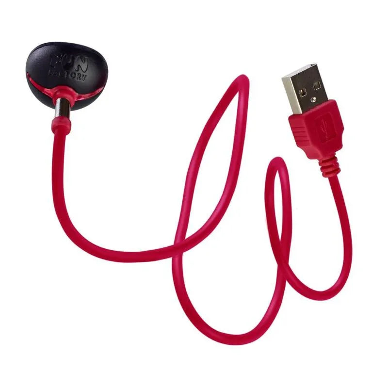 Chargeur magnétique USB rouge Clickncharge, câble flexible, connecteur magnétique sécurisé, compatible appareils universels.
