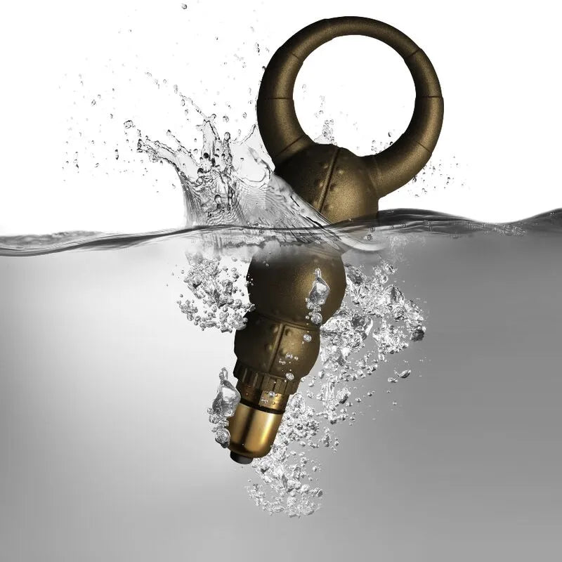 Anneau vibrant étanche pour couples, couleur bronze, immergé dans l'eau, 10 modes de vibration, moments intimes.