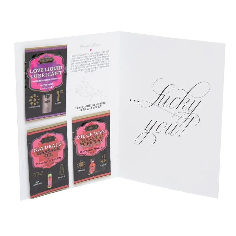 Coffret cadeau érotique fraise pour couples avec lubrifiant, huile et accessoires, emballage élégant et séduisant.
