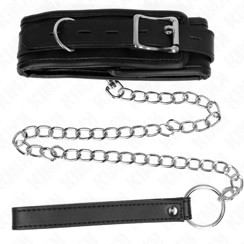 Collier BDSM en cuir noir avec boucle métallique et chaîne, élégant et résistant, de Kinque Boutique.