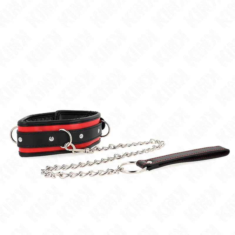 Collier BDSM cuir noir et rouge avec chaîne, design élégant et ajustable, matériaux haut de gamme pour confort et style.