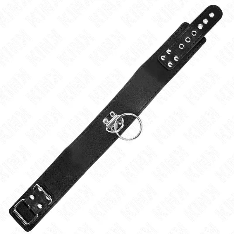 Collier BDSM en cuir noir véritable, ajustable, avec boucle métallique, pour confort et élégance lors des séances intimes.