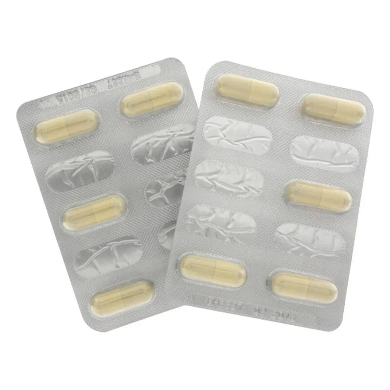 Blister de gélules beige de complément libido féminine Muira Puama, emballage argenté, aphrodisiaque naturel.