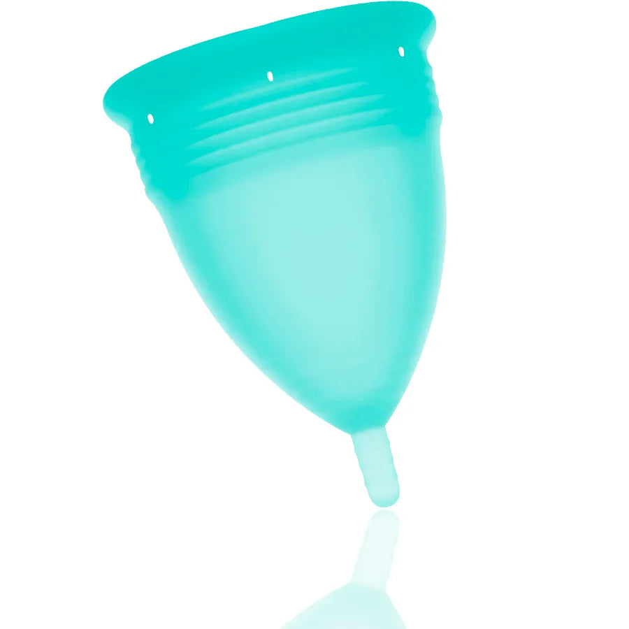 Coupe menstruelle en silicone bleu turquoise, forme conique, idéale pour sport, approuvée FDA, confort et sécurité.
