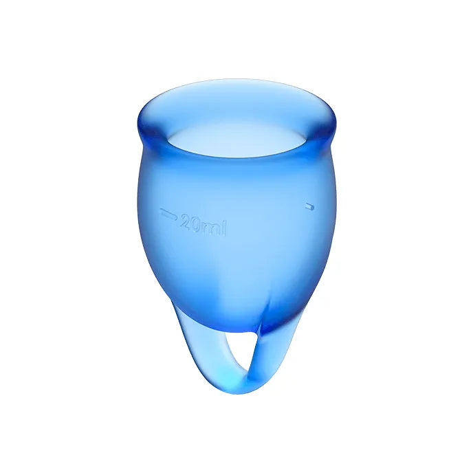 Coupes menstruelles bleu en silicone médical, réutilisables, forme ergonomique, capacité 20ml, confort optimal.