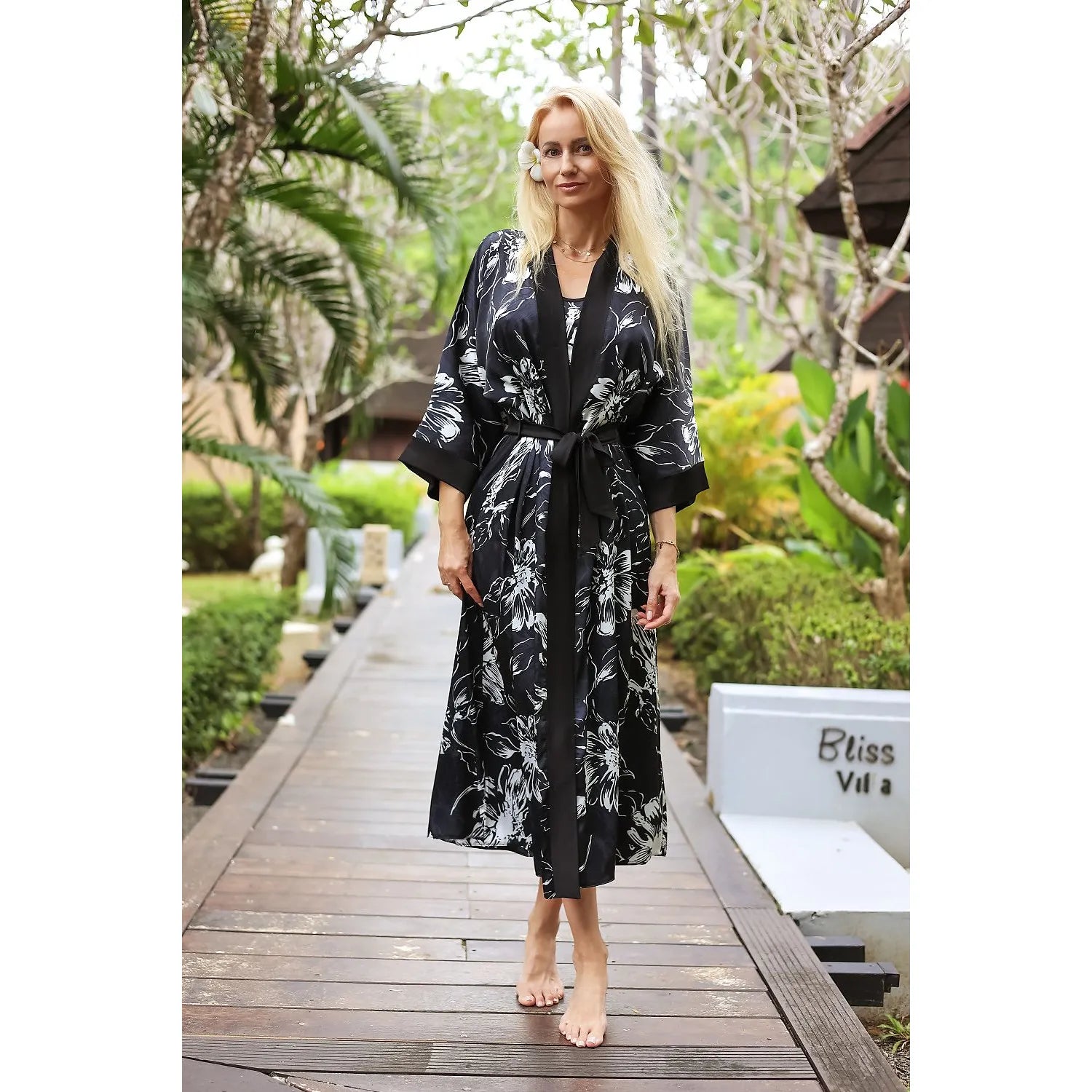 Peignoir model 209072 Kalimo