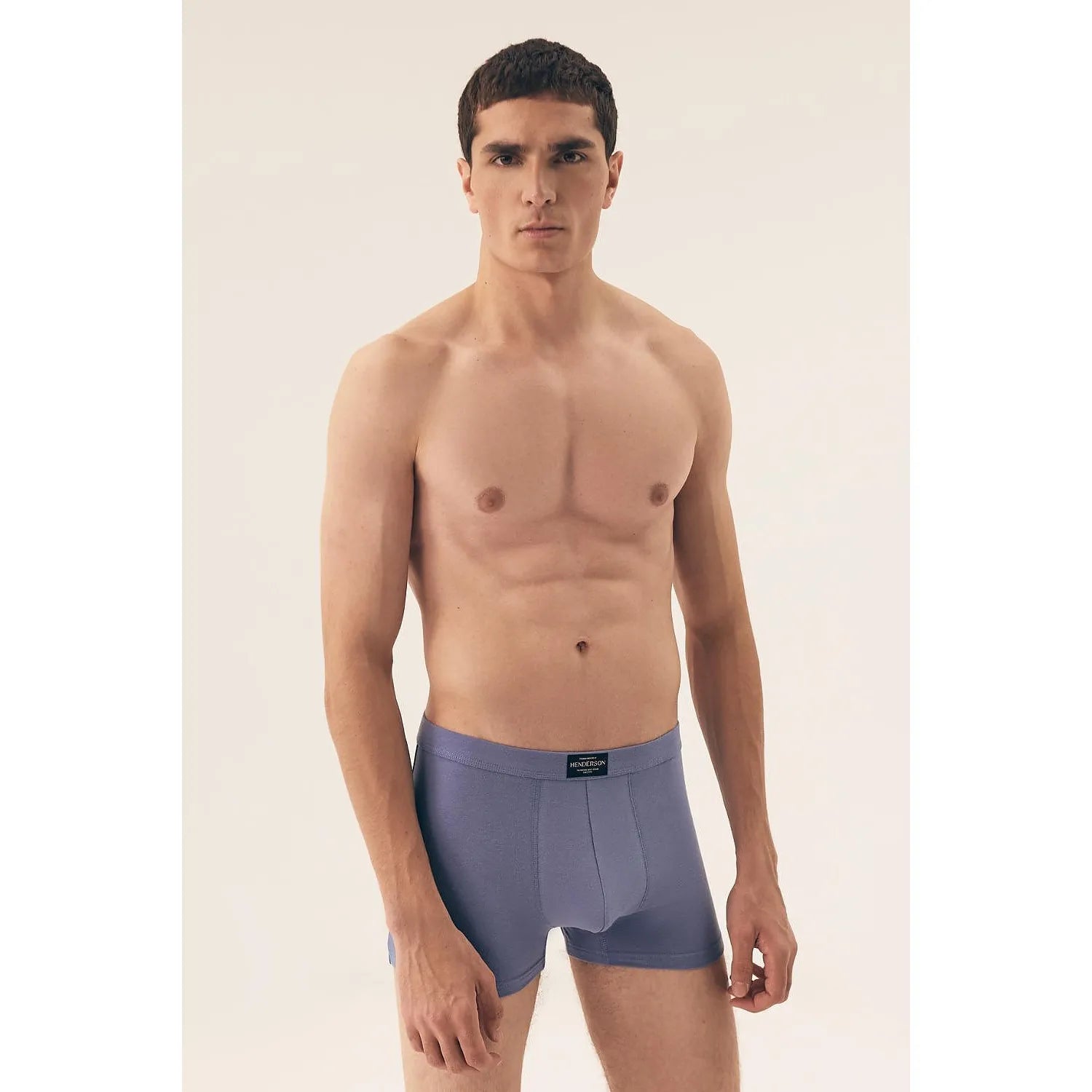 L`ensemble model 209616 Henderson