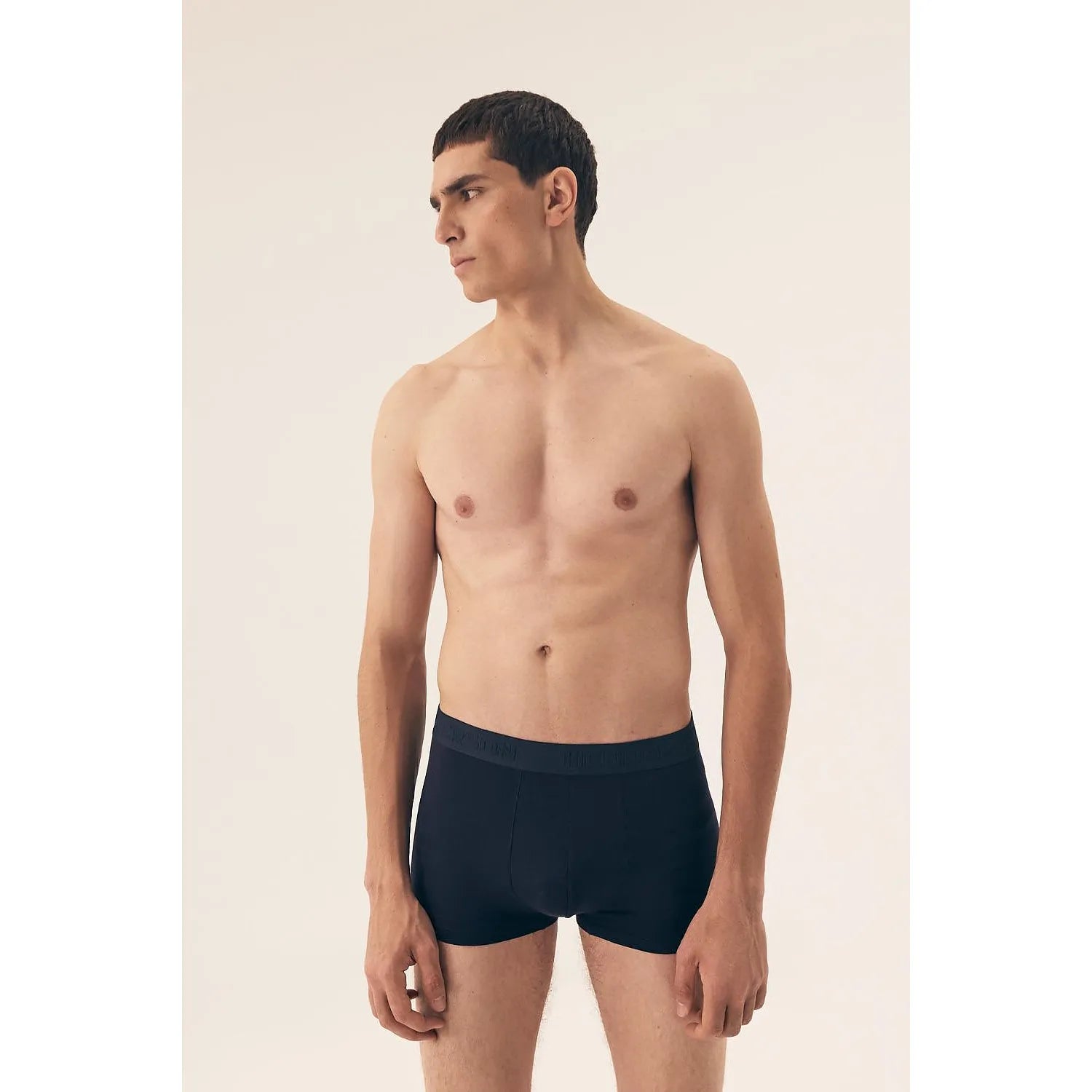 L`ensemble model 209617 Henderson