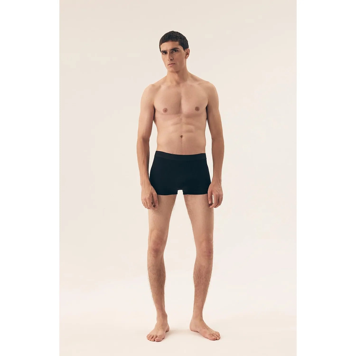 L`ensemble model 209617 Henderson