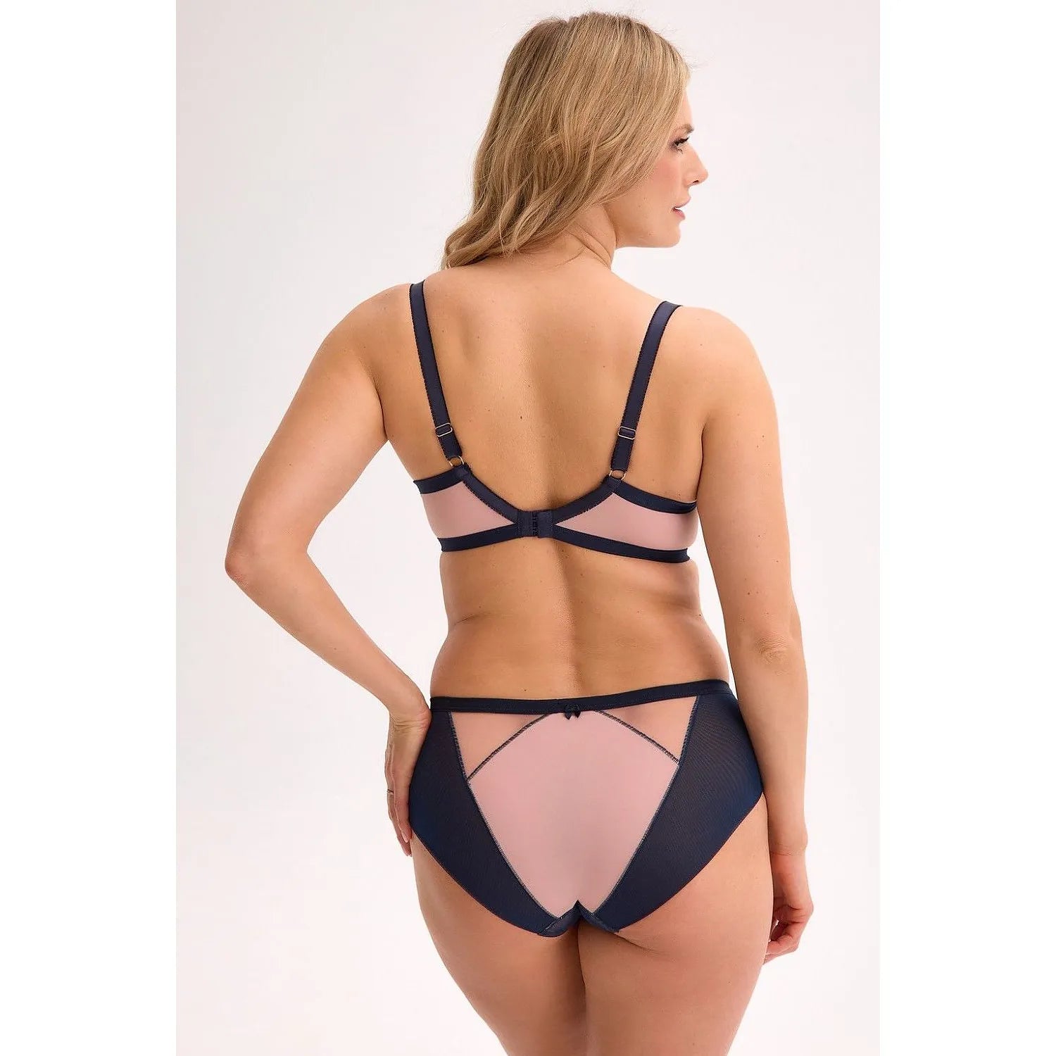 Semi-soft model 215937 Gaia