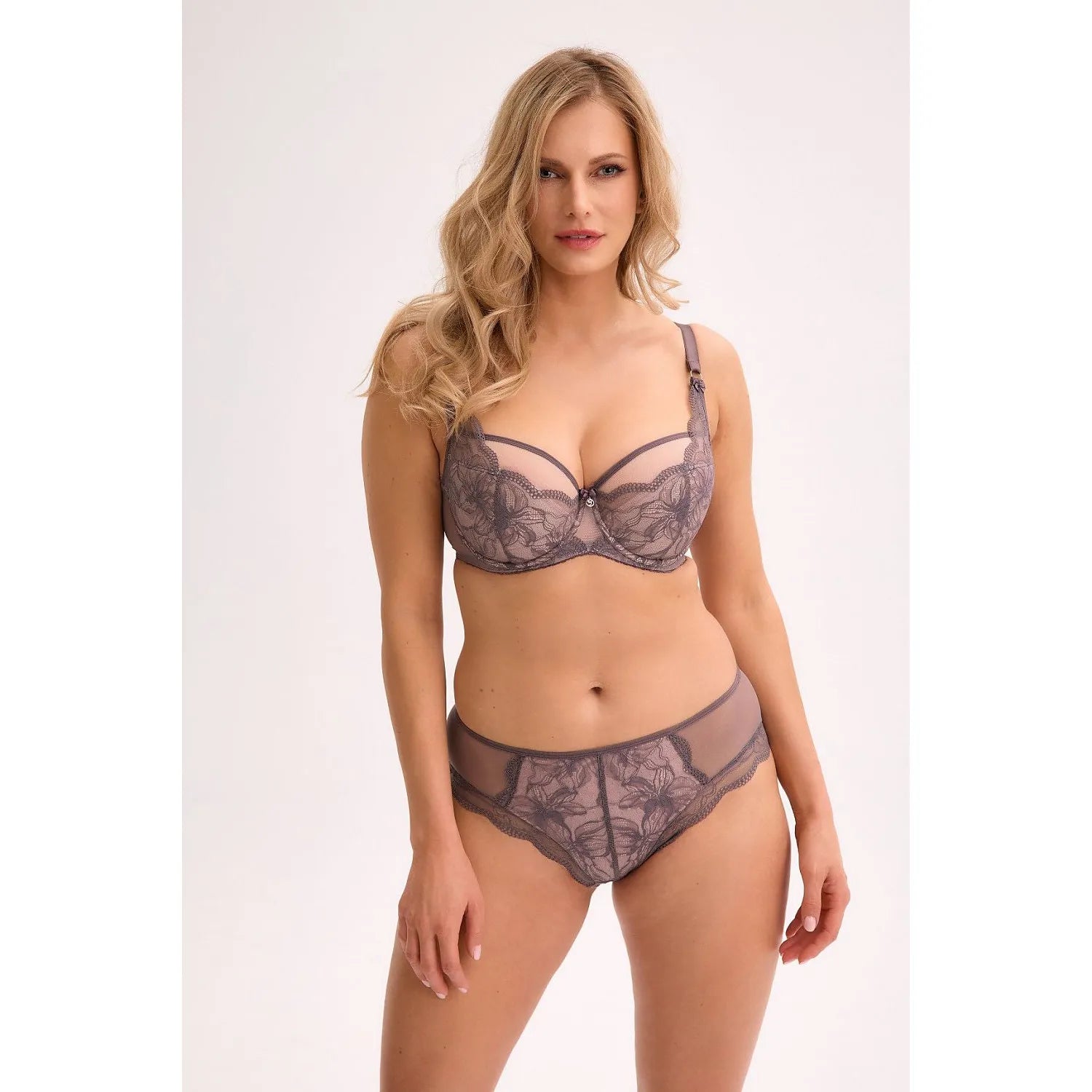 Semi-soft model 220484 Gaia