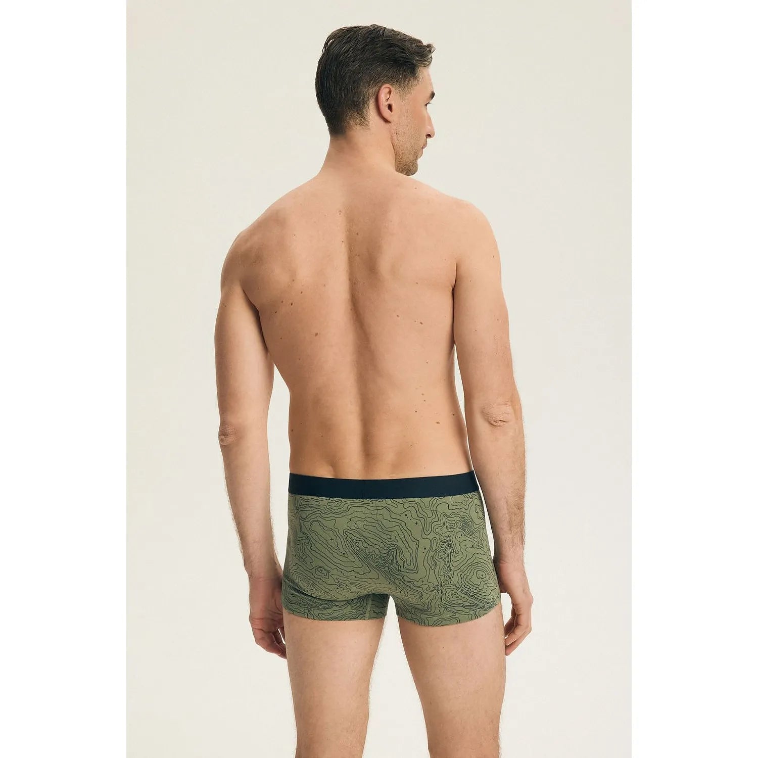 Boxers ajustés en coton vert imprimé moderne pour hommes, confort respirant, style tendance Henderson.