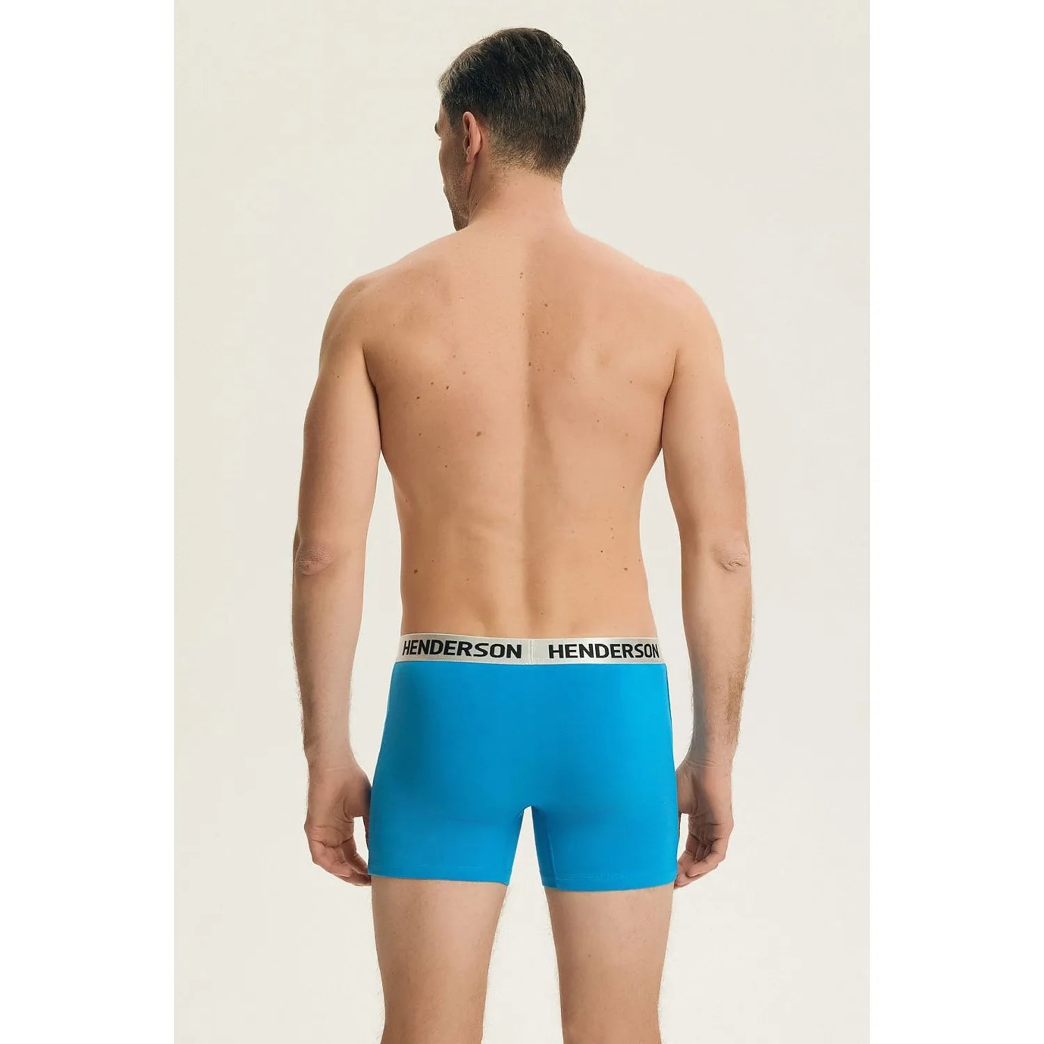 Boxers homme bleu marine, tissu doux et respirant, jambes longues, confort moderne, ajustement parfait.