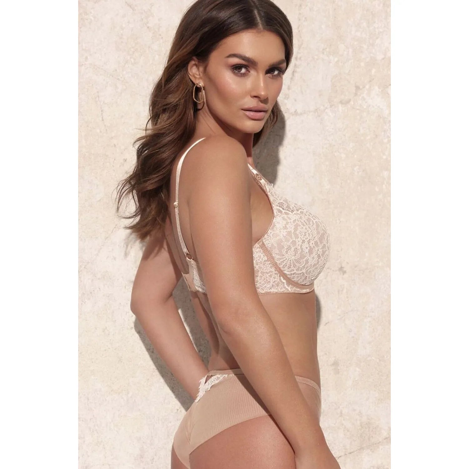 Culottes taille haute dentelle beige-ciel Cindy P-1213/2 élégantes, confortables, pour femmes, vue de profil.