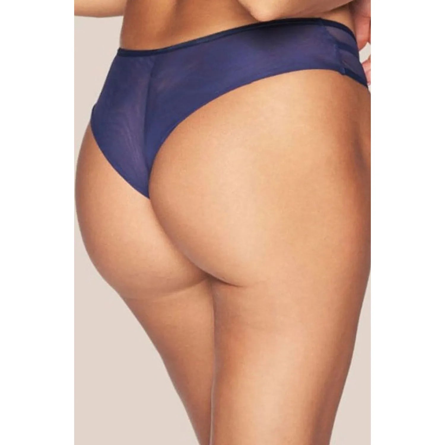 Culotte brésilienne Kinga bleue, coupe flatteuse, tissu doux coton-polyamide, tailles XS-XXL, élégance et confort.