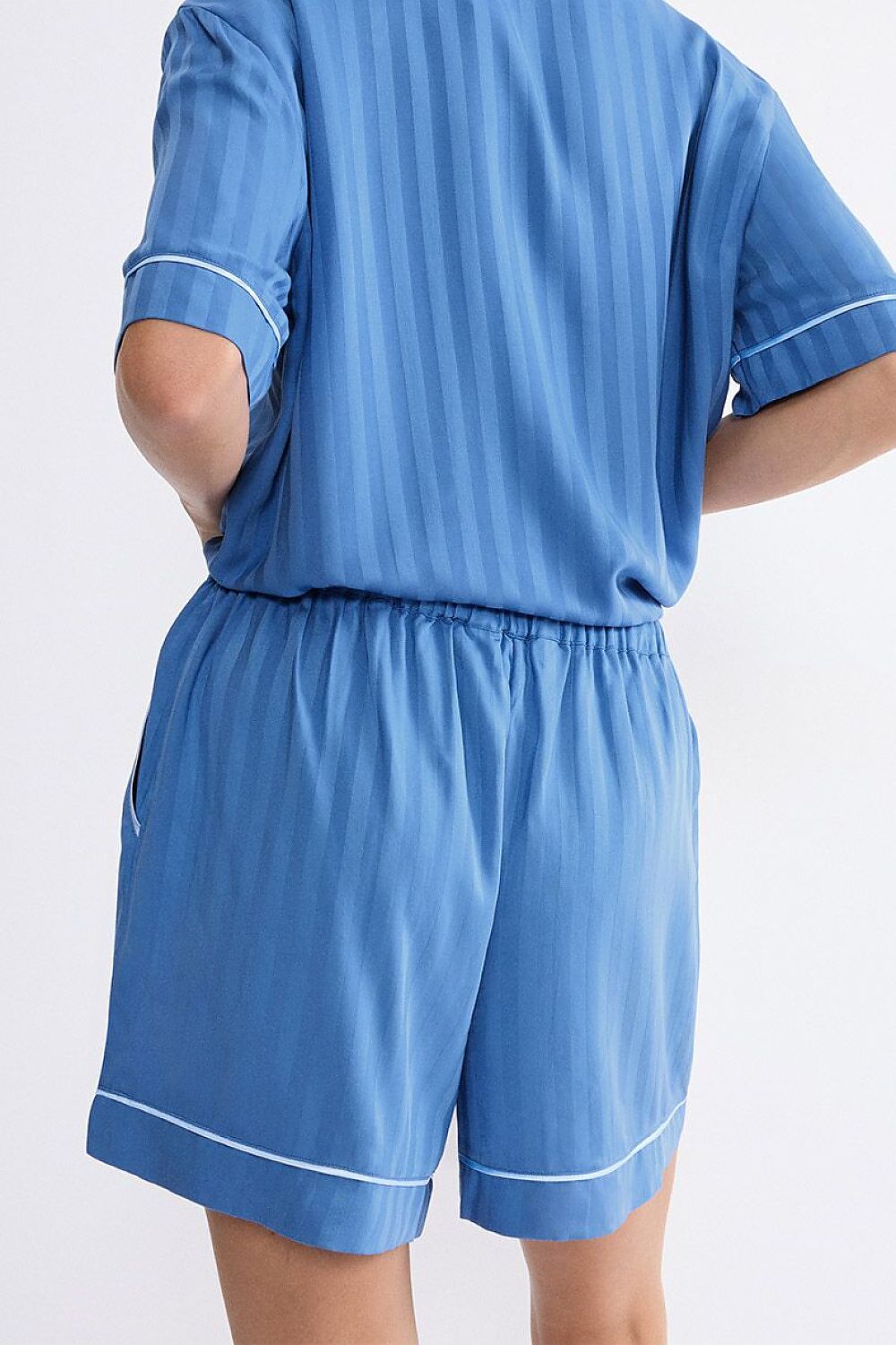 Chemise model 229150 Triumph