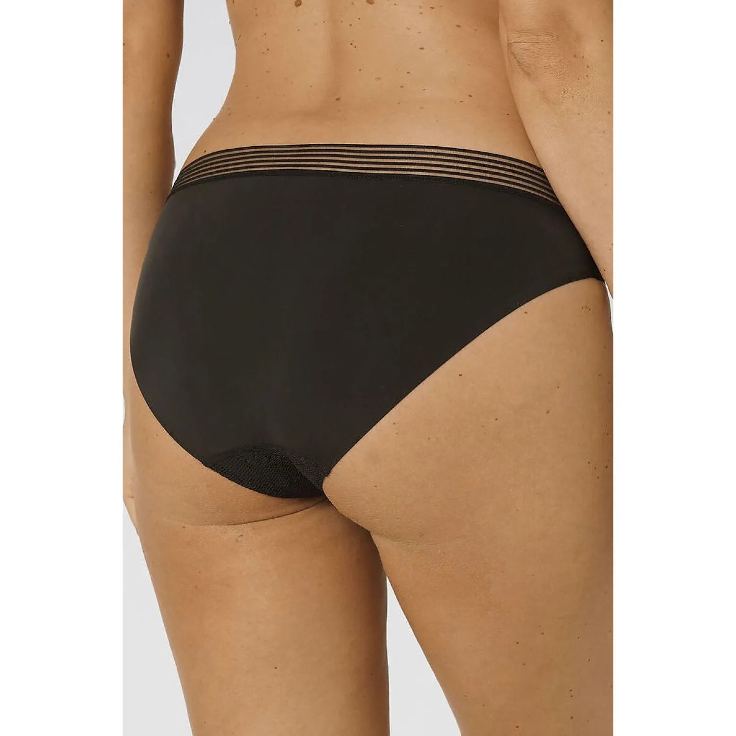 Culotte noire Triumph Infinite Sensation, large bande rayée à la taille, devant en tulle, dos lisse en microfibre douce.