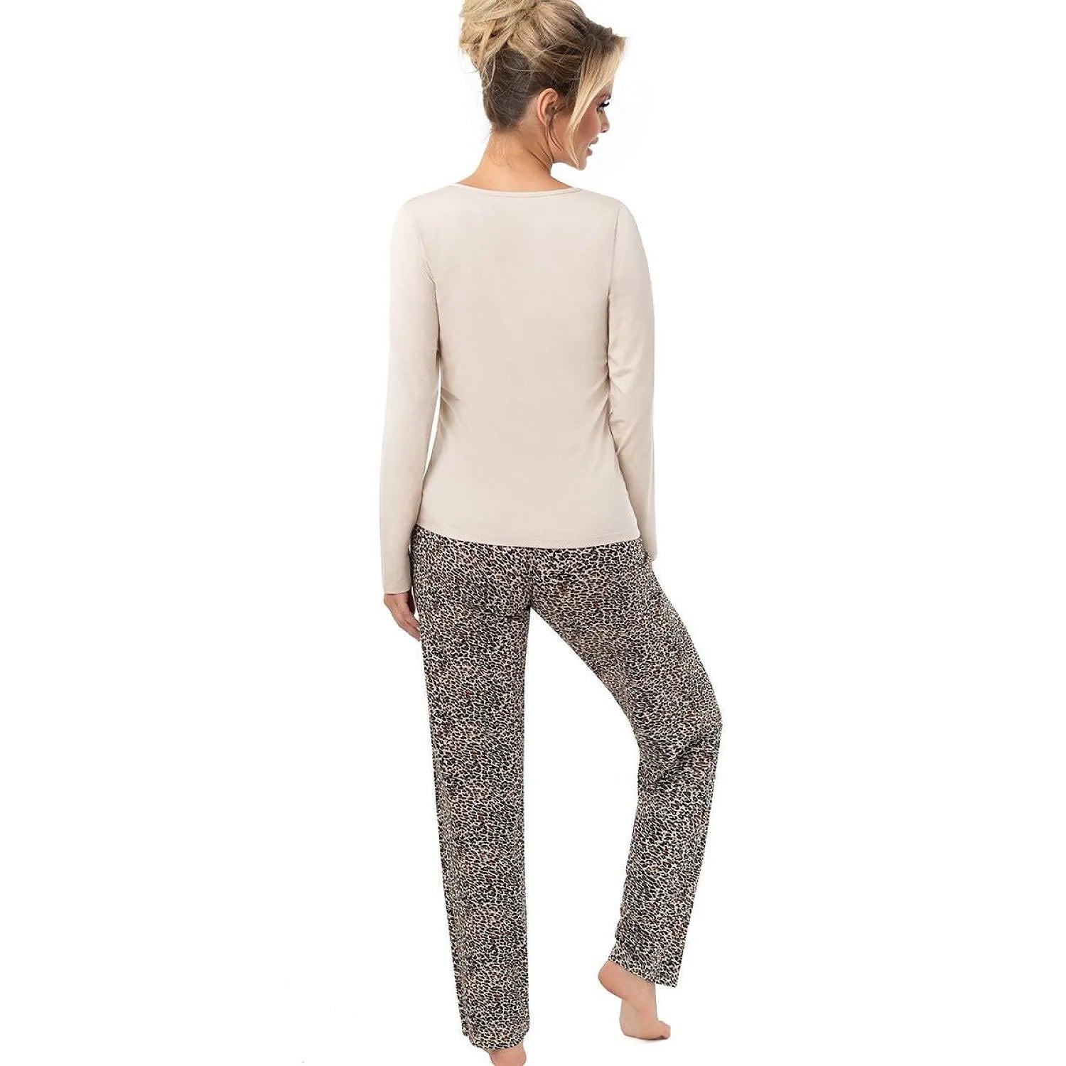 Pyjama model 230123 Donna