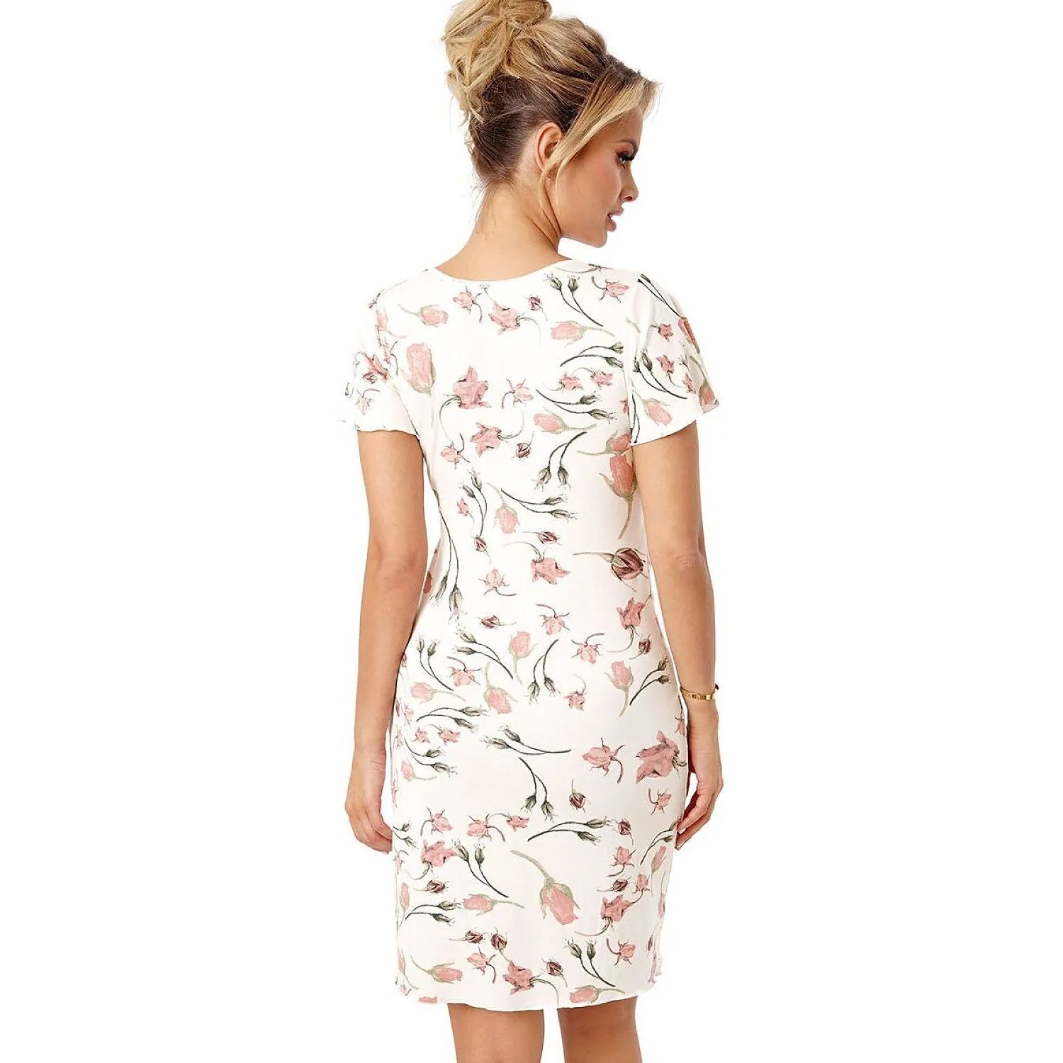 Chemise de nuit en viscose fleurie pastel, manches courtes, coupe élégante, motif floral délicat, confort été femme.
