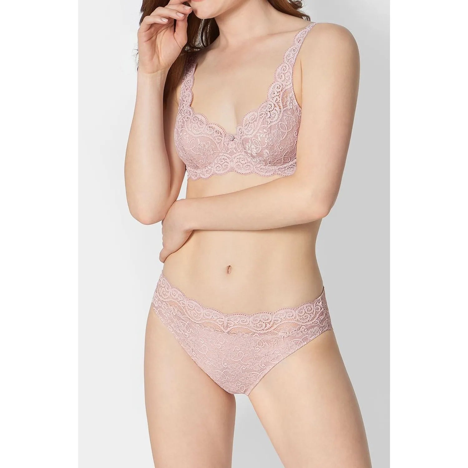 Culottes élégantes dentelle confort invisible Amourette 300 Magic Wire Tai02