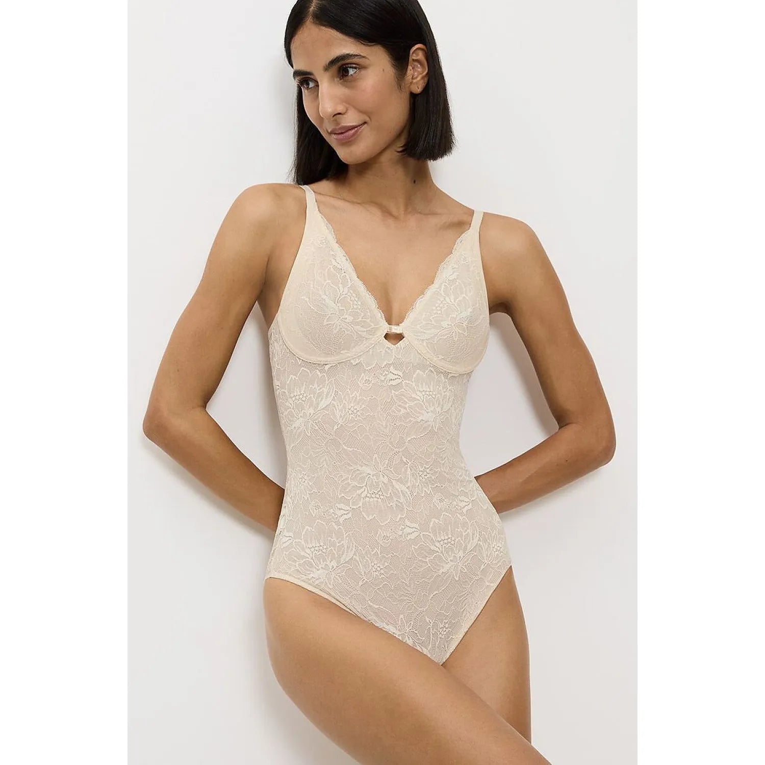 Body dentelle extensible sans armatures confort élégant invisible Triumph