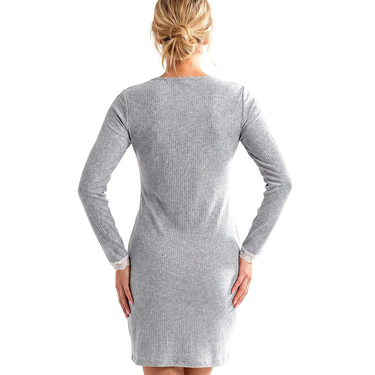Chemise de nuit femme gris chiné, manches longues dentelle, élégante et confortable, longueur genou, vue de dos.