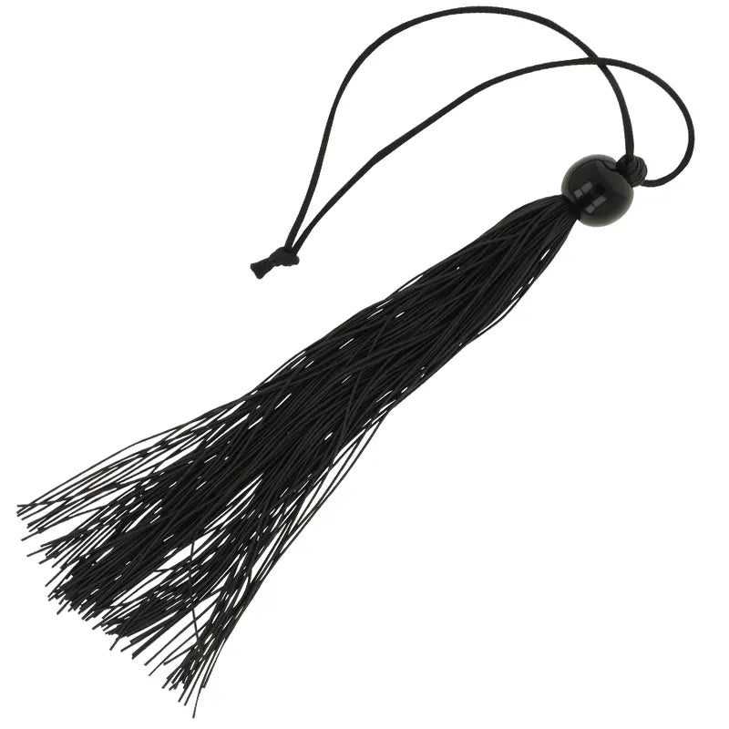 Ensemble Jeux Couple Ohmama: accessoire noir élégant avec franges, idéal pour débutants et experts en exploration sensuelle.