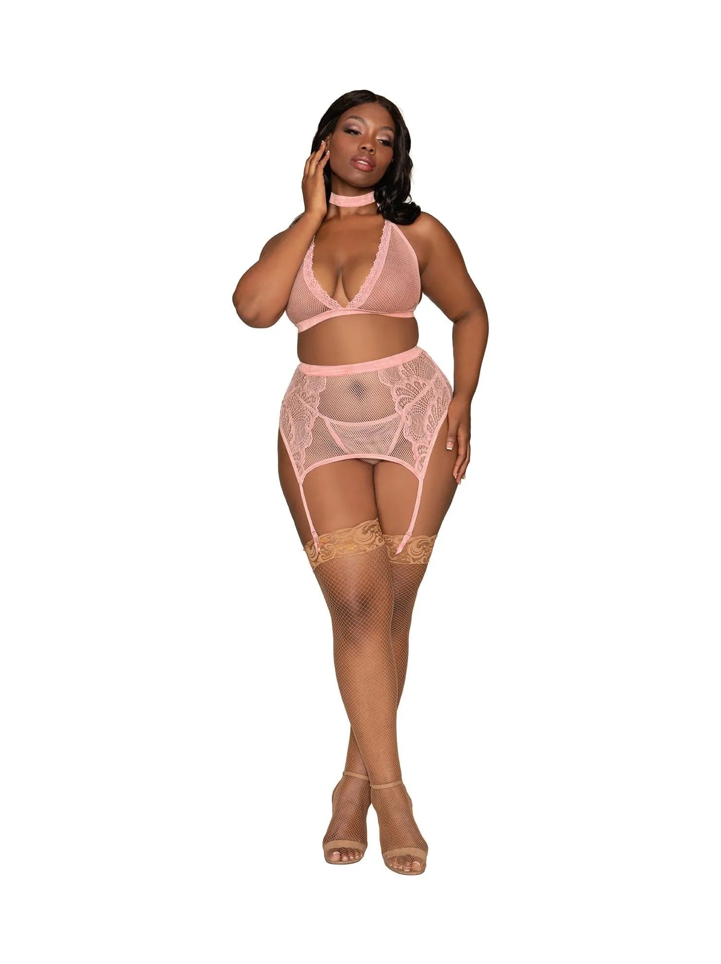 Ensemble lingerie grande taille résille dentelle rose, quatre pièces, avec garnitures velours, pour sublimer les courbes.