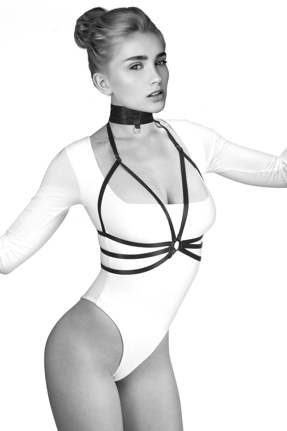 Harnais De Corps Noir Extensible Julia Pour Lingerie