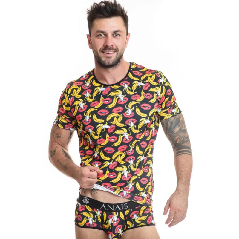 T-shirt homme ajusté avec imprimé bananes colorées sur fond noir, en lycra doux, par Anais Apparel.