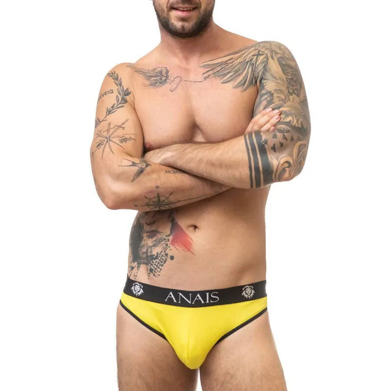 Slip homme jaune Tokyo, bande élastique noire avec logo Anais, coupe ajustée, matière douce et confortable.