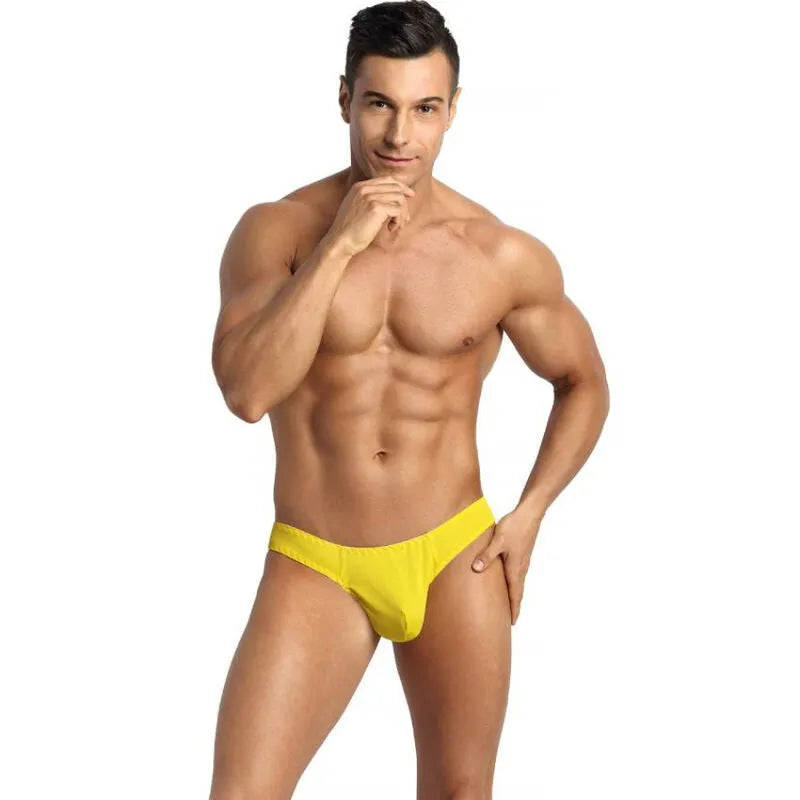String homme jaune Tokyo, coupe ajustée, élastique délicat, confort optimal, Anais Apparel.