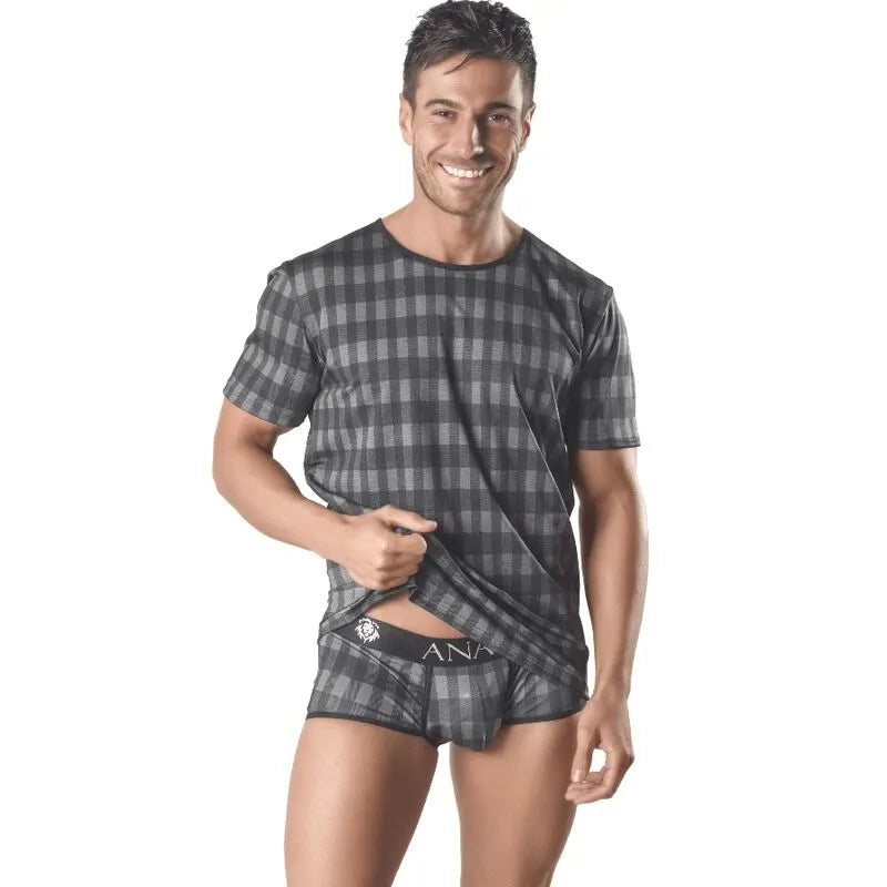 Camiseta ANAIS MEN AEGIS à carreaux gris, ajustée, en poliamida et élasthanne, portée par un homme souriant.